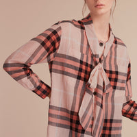 APRICOT Chemise en coton à motif check avec col lavallière
