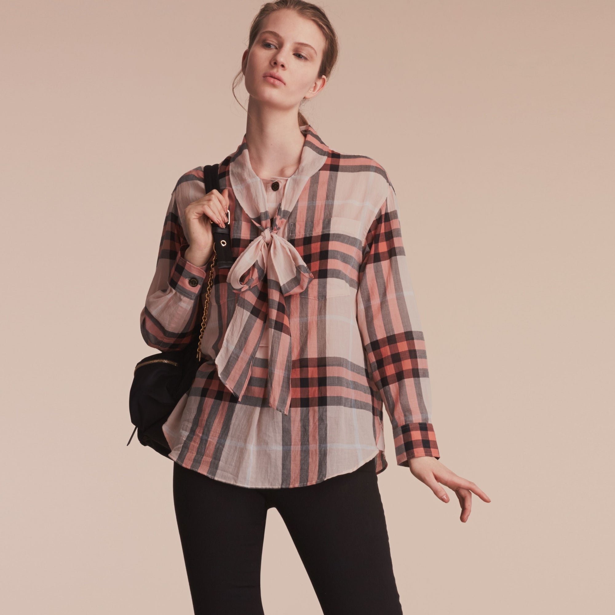 APRICOT Chemise en coton à motif check avec col lavallière