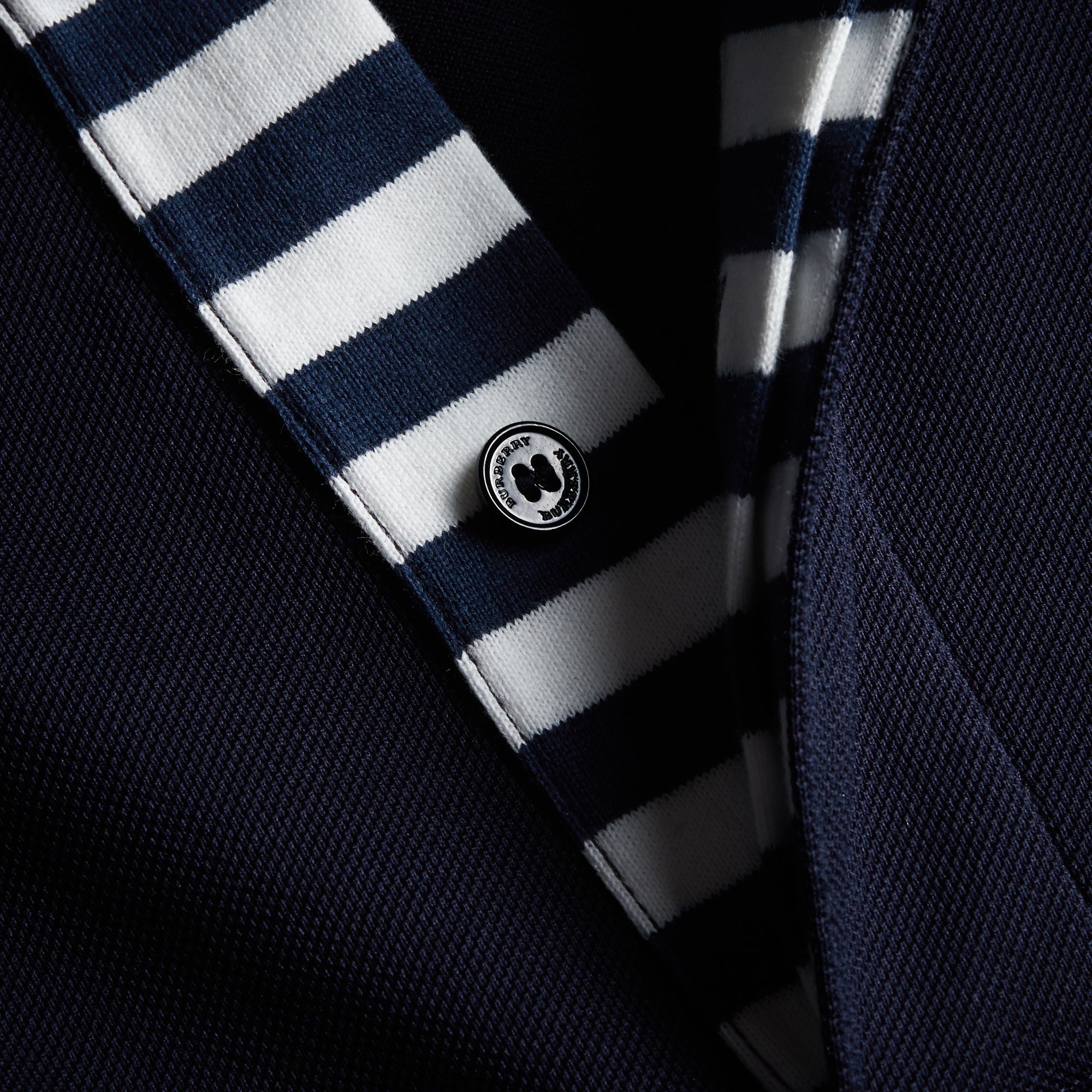 NAVY Polo en piqué de coton avec patte rayée