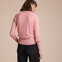 APRICOT PINK Pull à encolure ras du cou en maille de cachemire ajourée