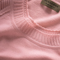 APRICOT PINK Pull à encolure ras du cou en maille de cachemire ajourée