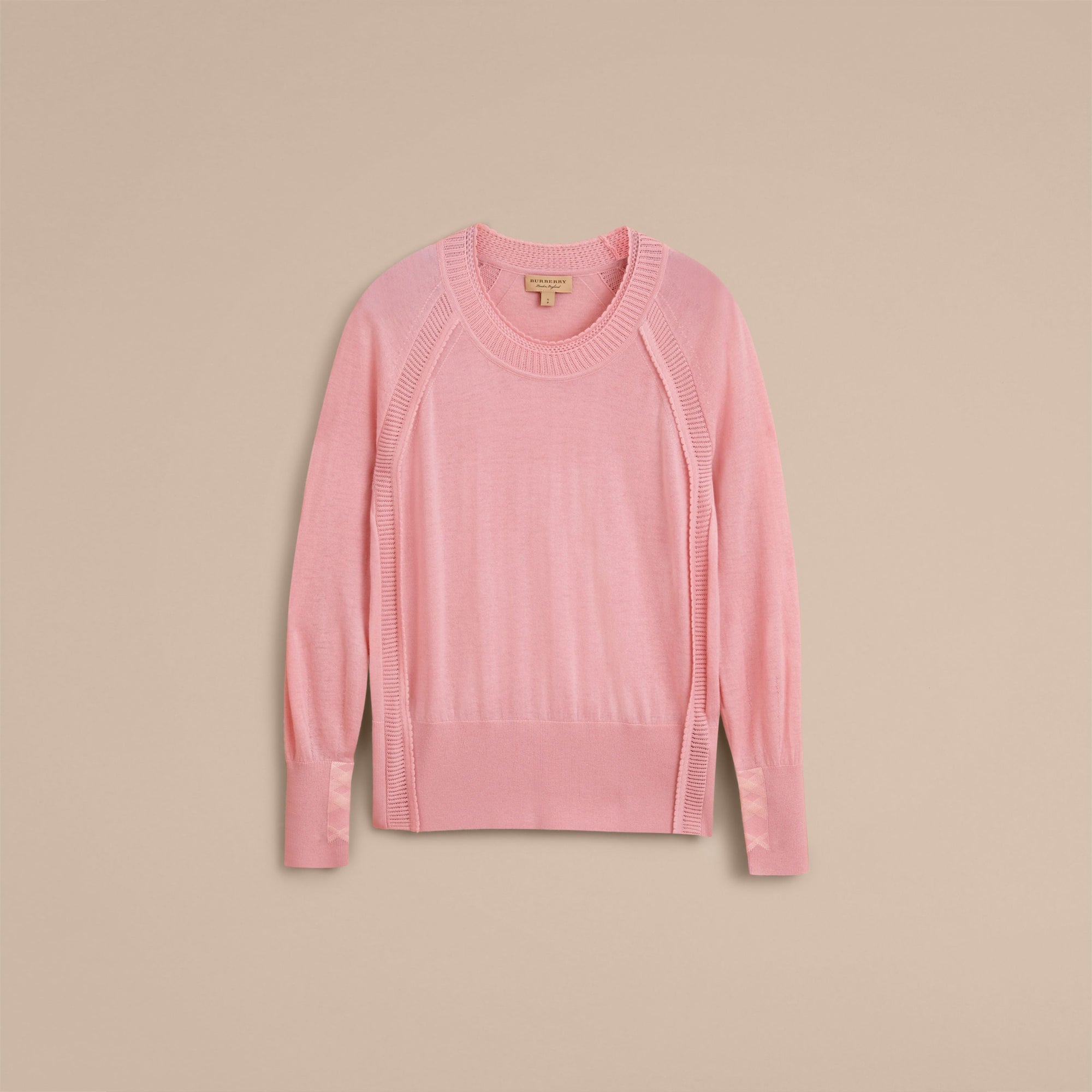 APRICOT PINK Pull à encolure ras du cou en maille de cachemire ajourée