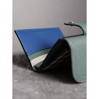 EUCALYPTUS GRN/MULTI Portefeuille en cuir et tissu Haymarket check