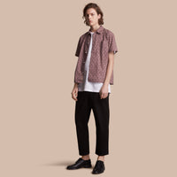 MAUVE Chemise en coton à manches courtes avec imprimé feuillage
