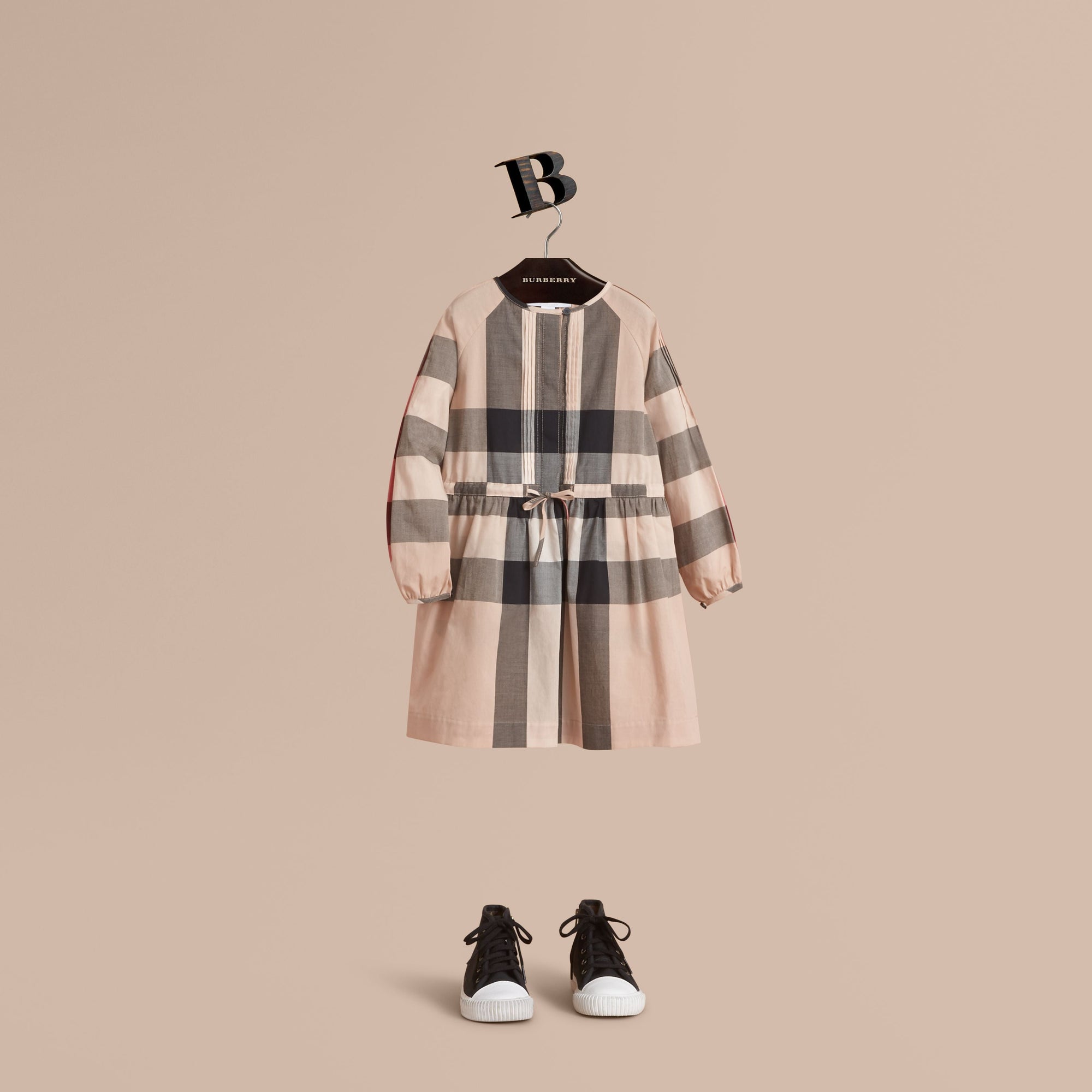 NEW CLASSIC CHECK Robe sans manches à motif check en voile de coton avec cordon de serrage