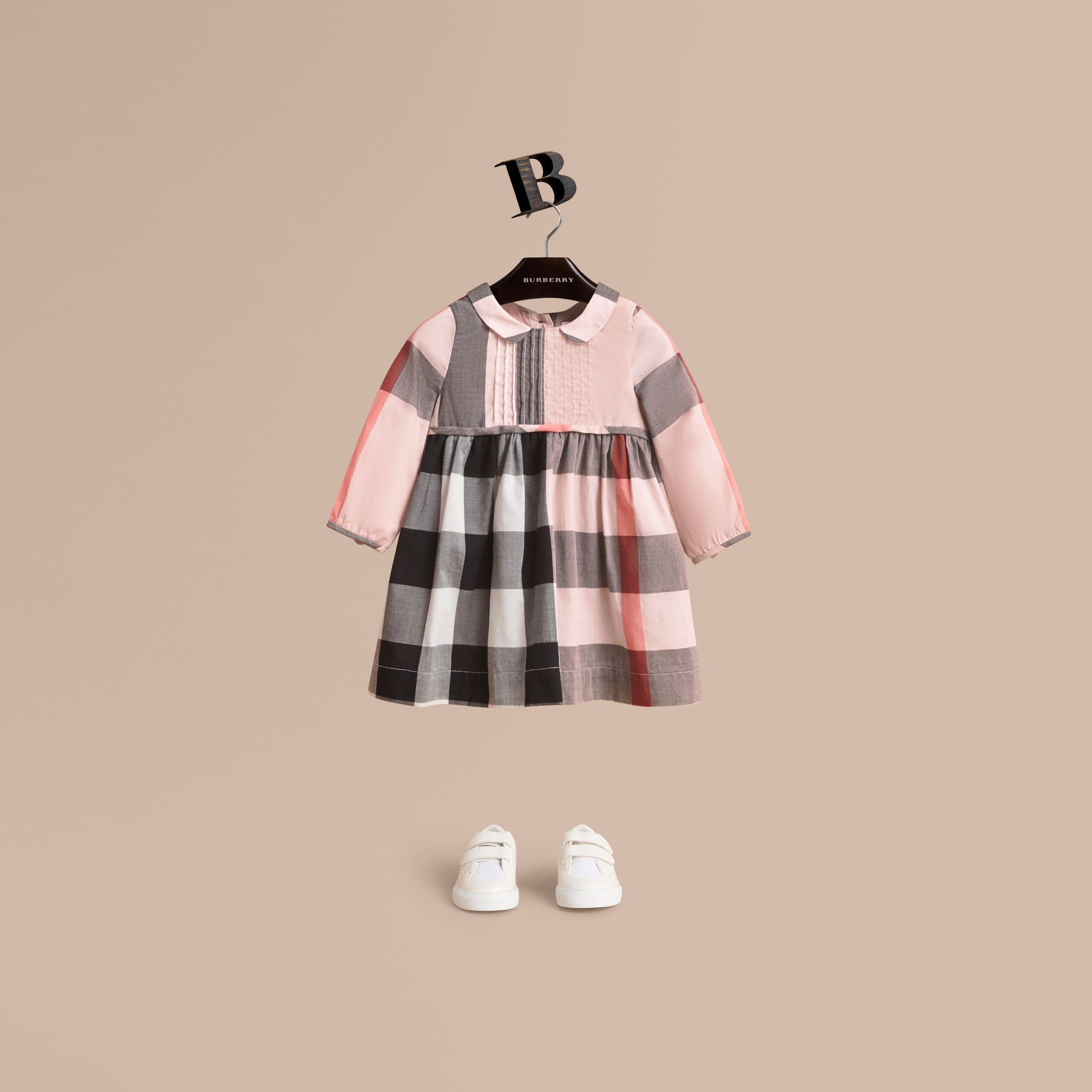 VINTAGE PINK Robe à manches longues en coton avec plastron à nervures et motif check