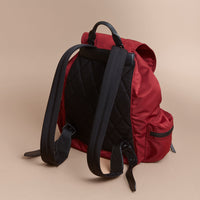 ANTIQUE RED Grand sac The Rucksack en nylon technique et cuir