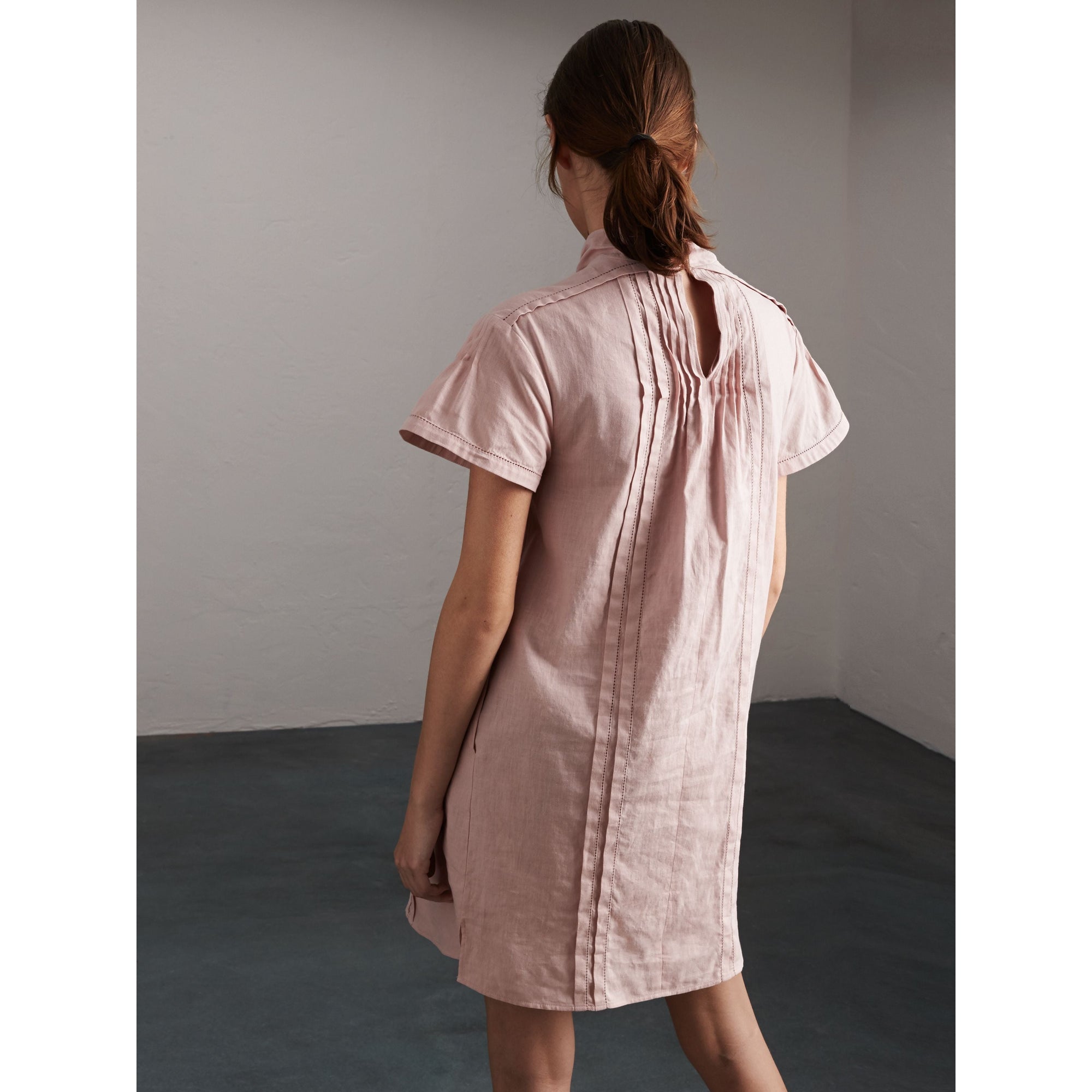 THISTLE PINK Robe en lin et coton à plis nervurés