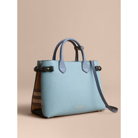 PALE OPAL/SLATE BLUE Sac The Banner medium en cuir tricolore et coton House check