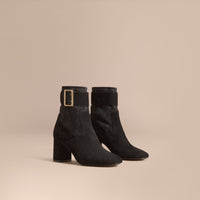 BLACK Bottines en cuir de chevreau avec boucle