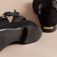 BLACK Bottines en cuir velours avec découpes
