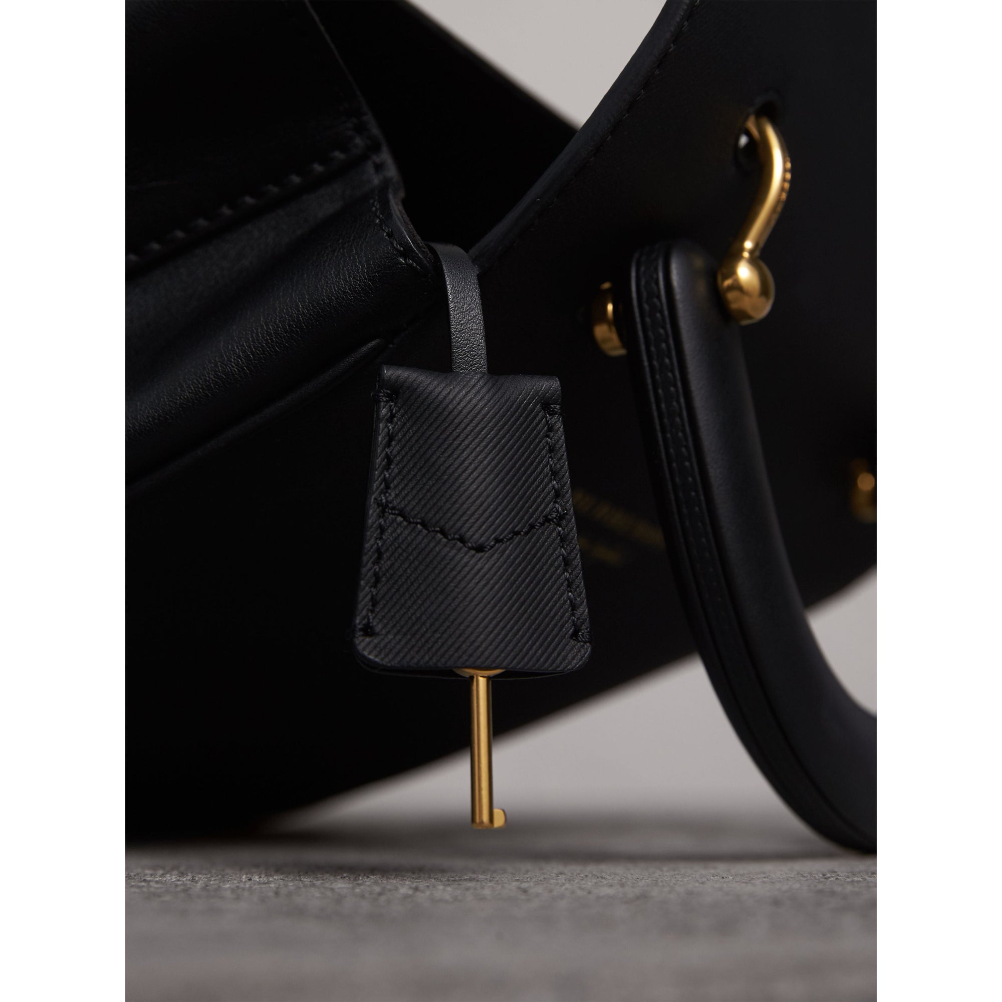 BLACK Sac à main DK88 moyen