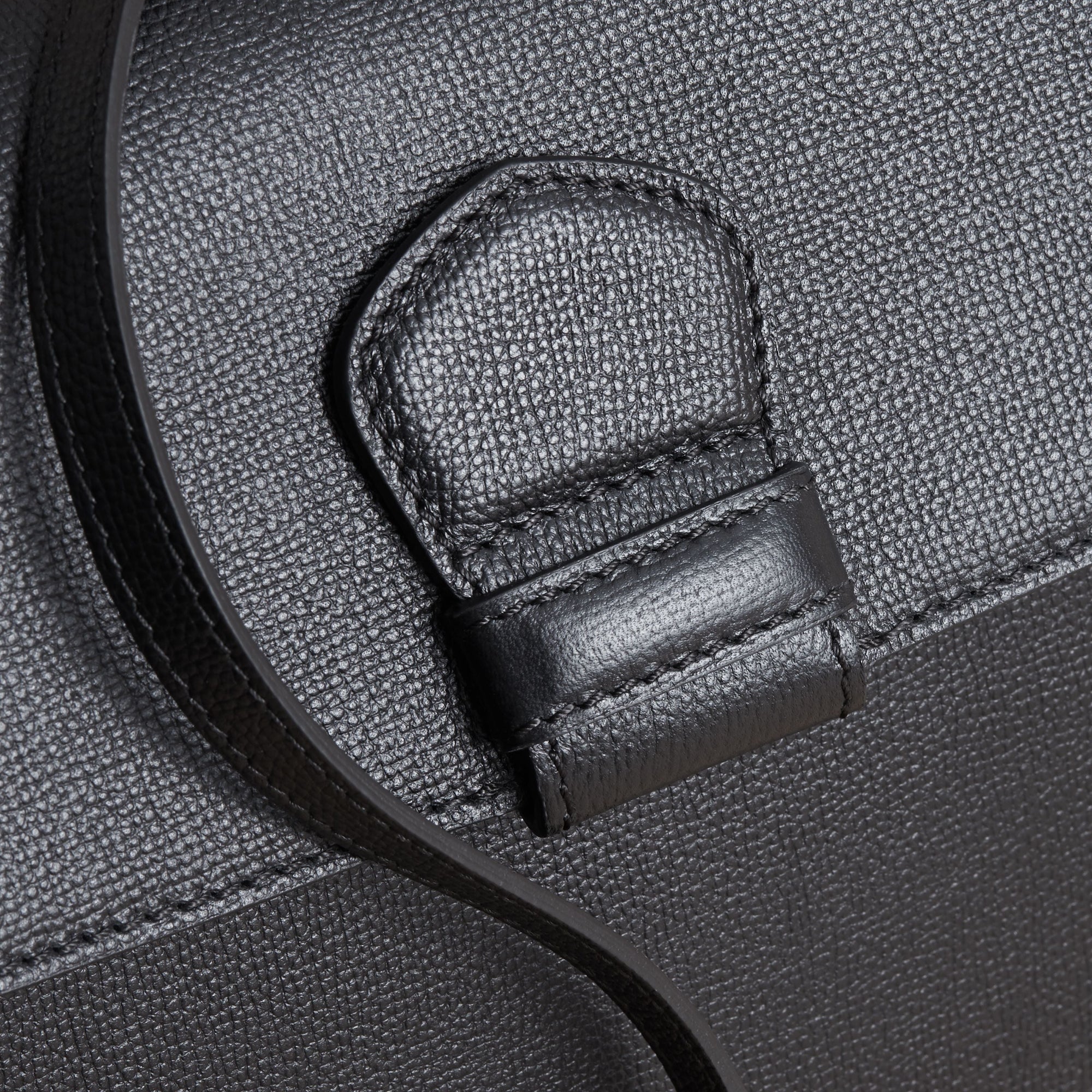 BLACK Sac tote medium en cuir grainé et coton House check