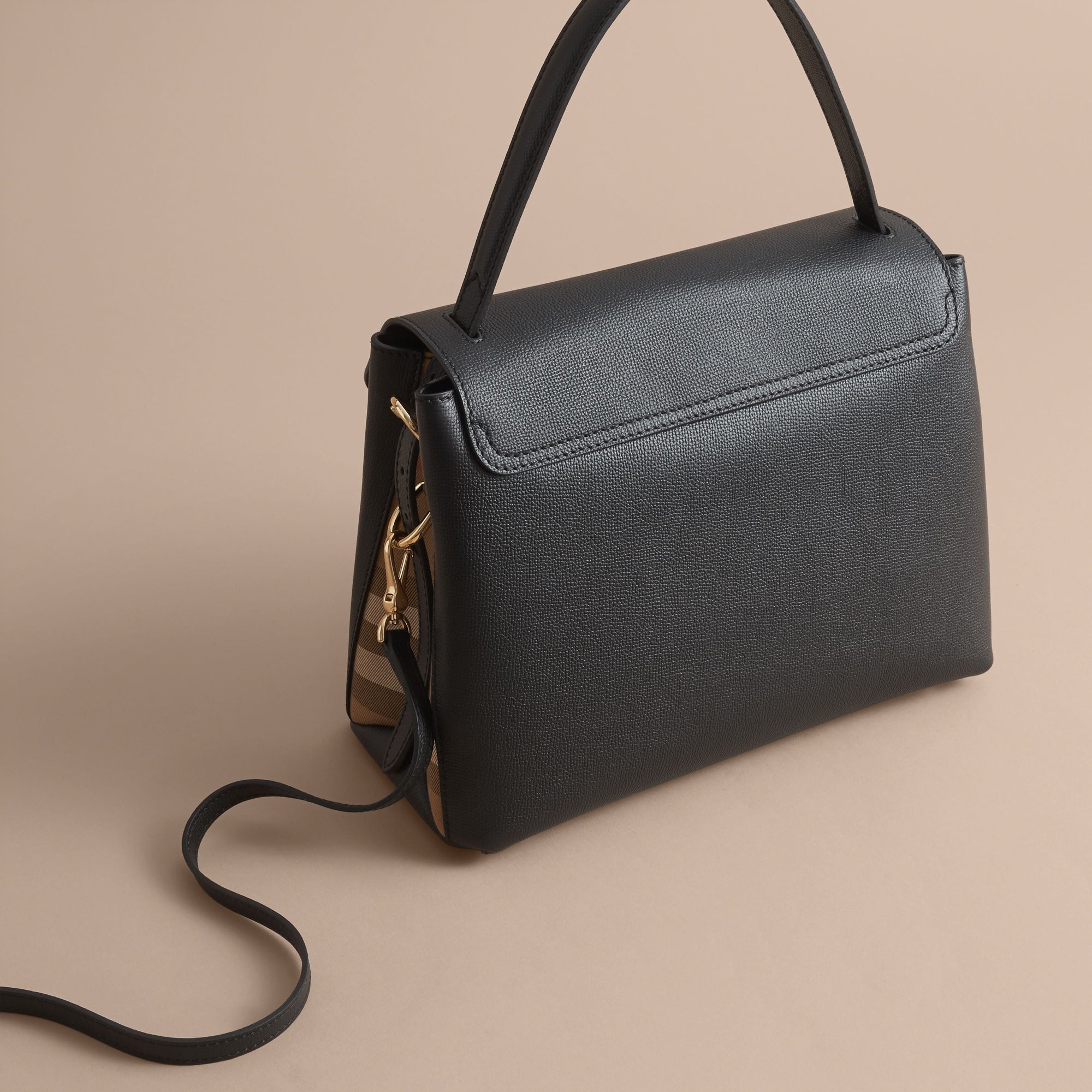 BLACK Sac tote medium en cuir grainé et coton House check