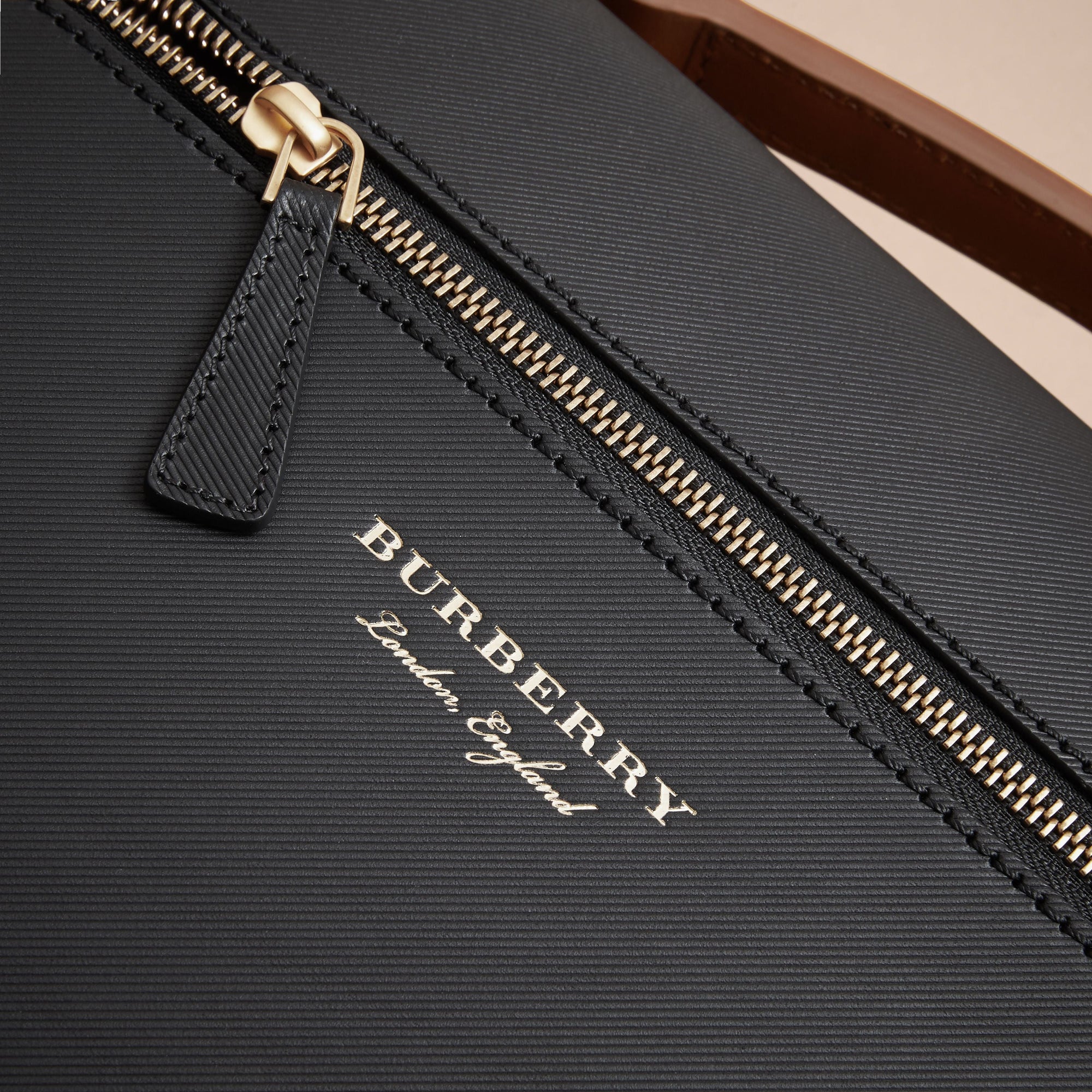 BLACK Grand porte-documents DK88