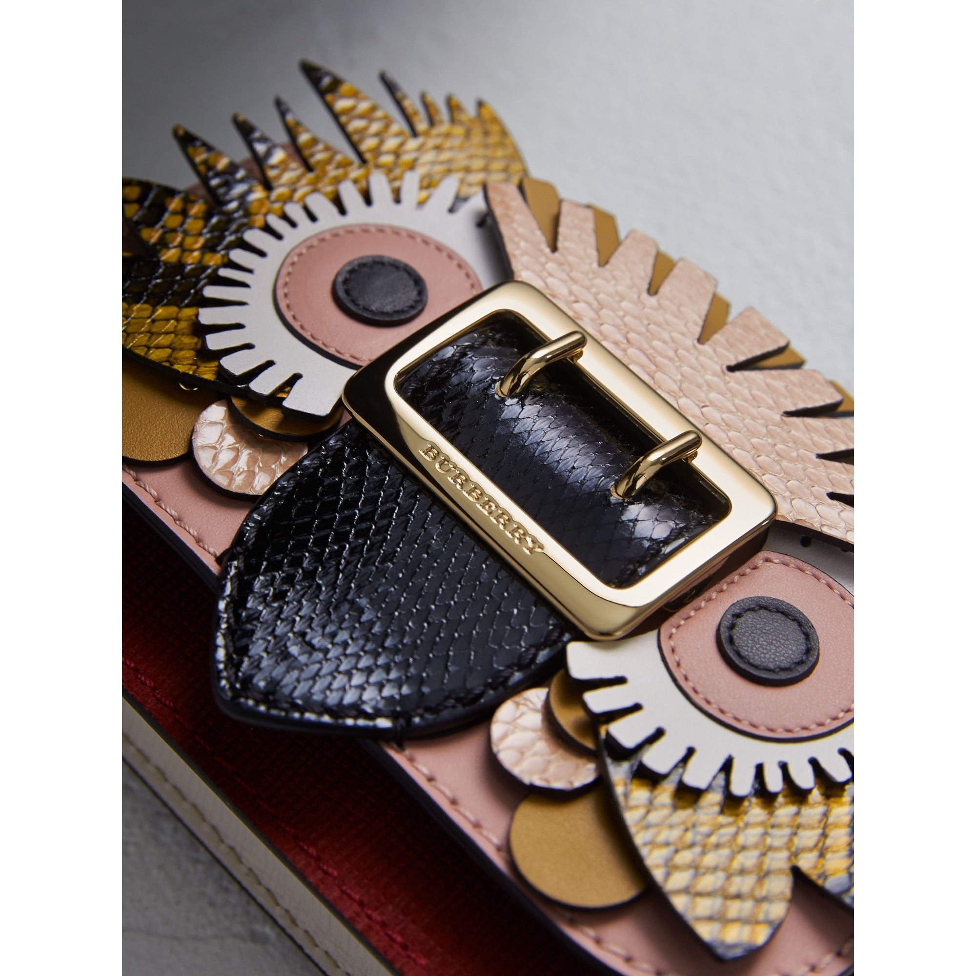 ASH ROSE Mini sac The Buckle en cuir et peau de serpent à motif Bestiaire