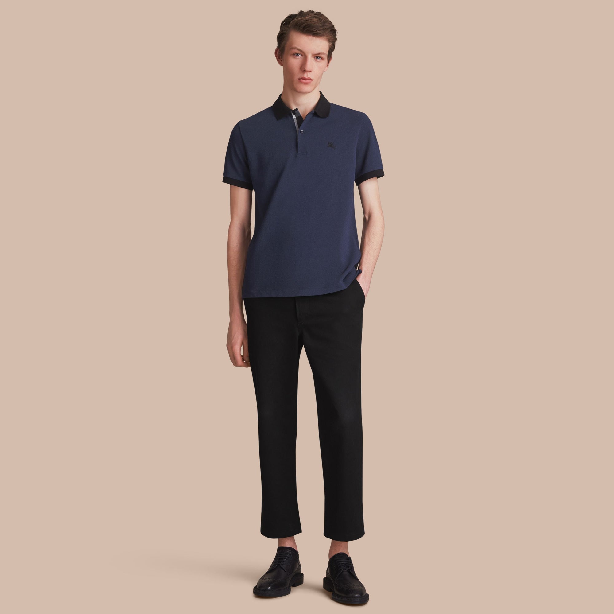 NAVY MELANGE Polo bicolore en piqué de coton avec patte à motif check