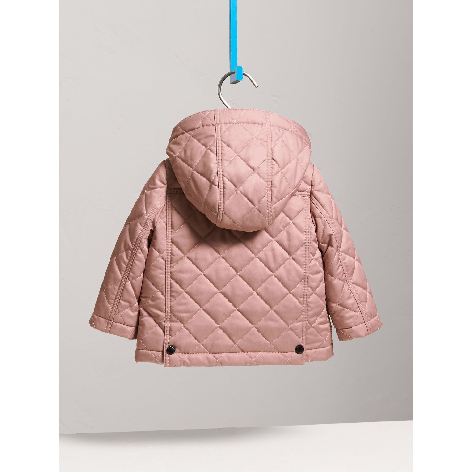 PALE ROSE Veste matelassée avec capuche amovible