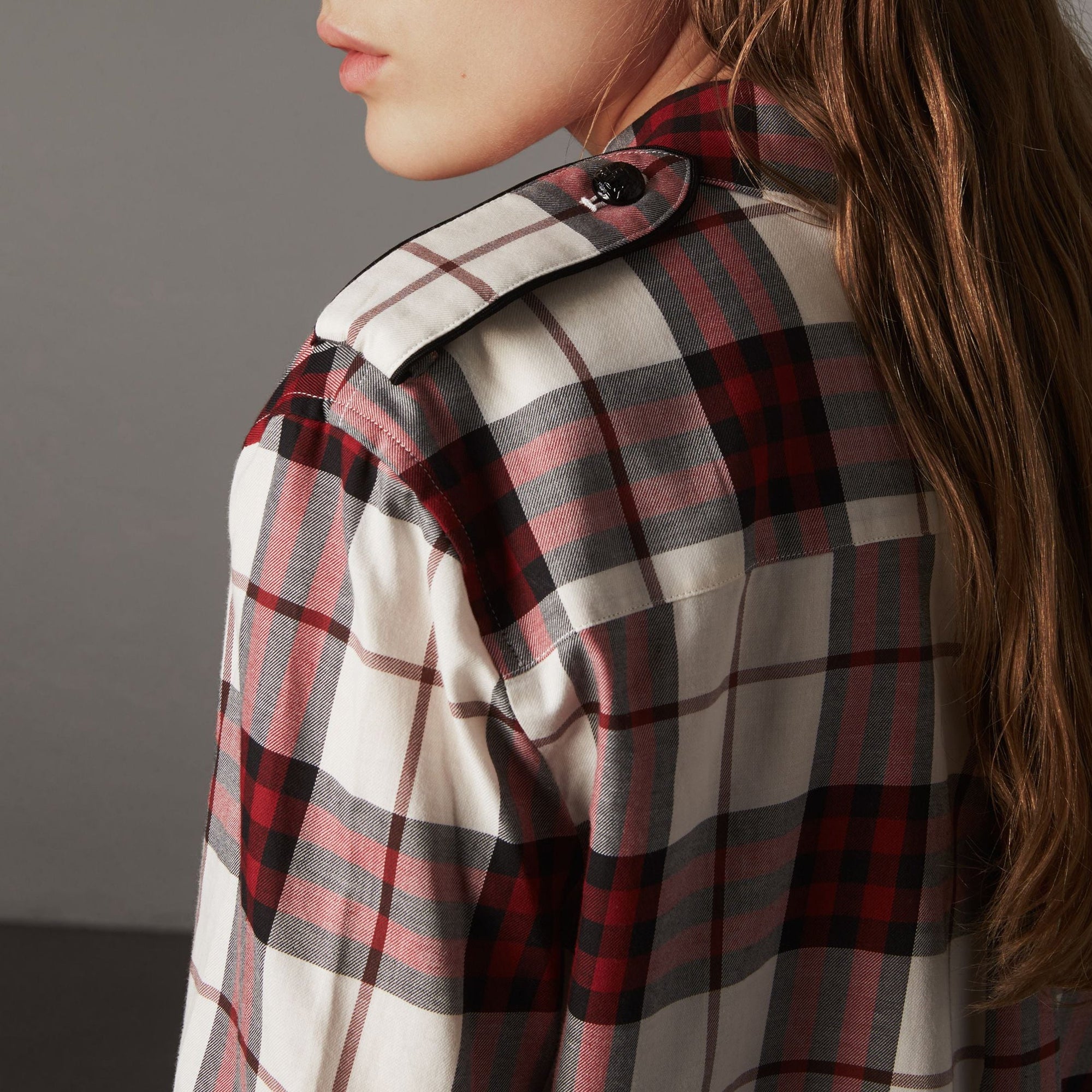 Chemise de style militaire en flanelle de coton à motif check - Carmin