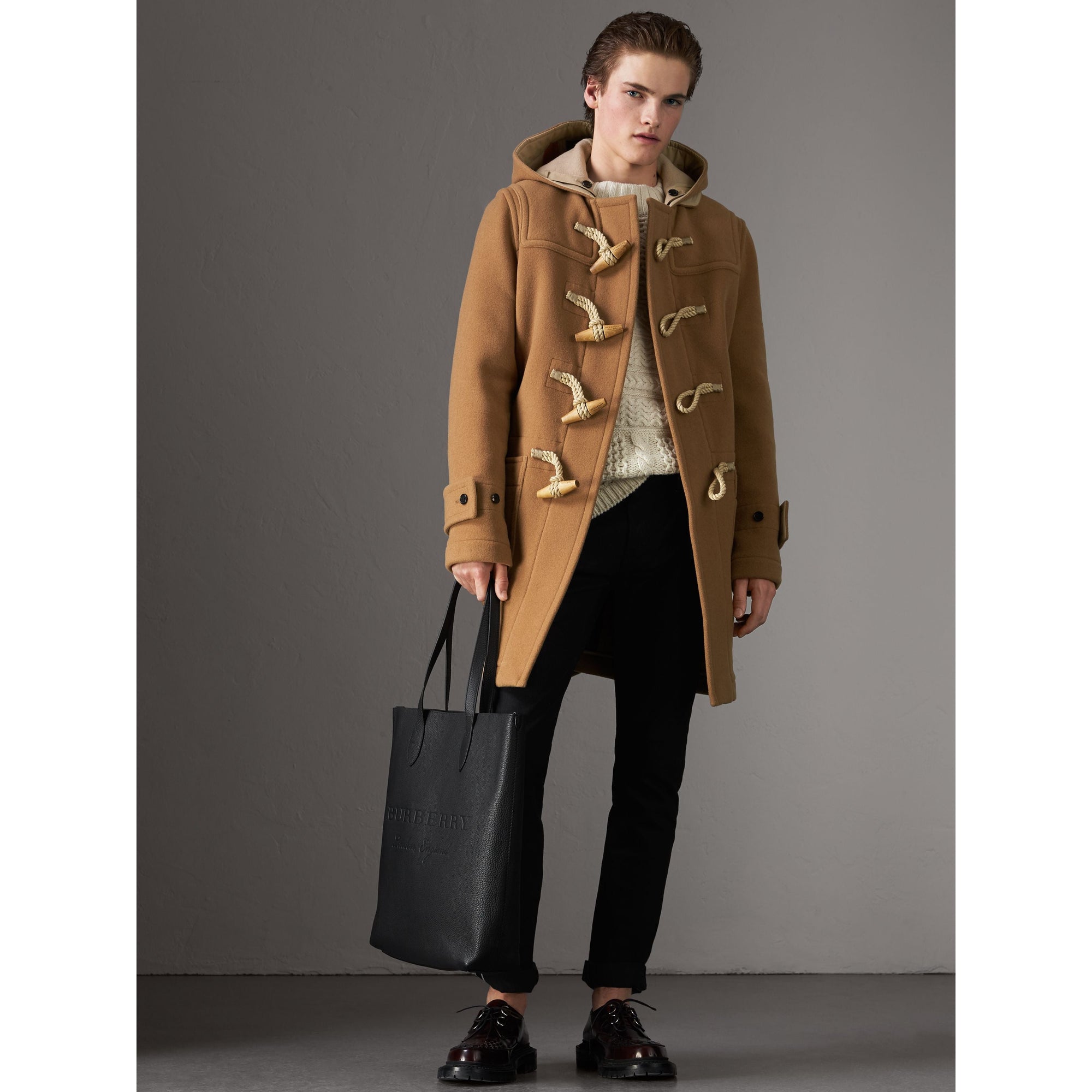 BLACK Sac tote en cuir estampé