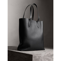 BLACK Sac tote en cuir estampé