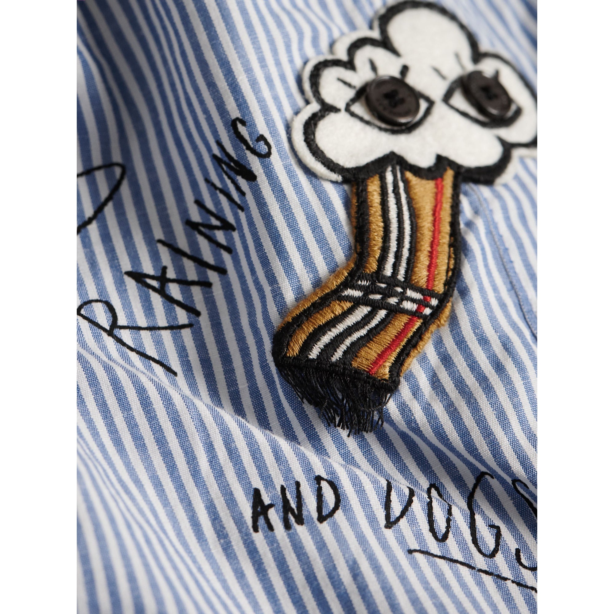 PALE BLUE/WHITE Robe chemise en coton et lin avec appliqué icônes londoniennes