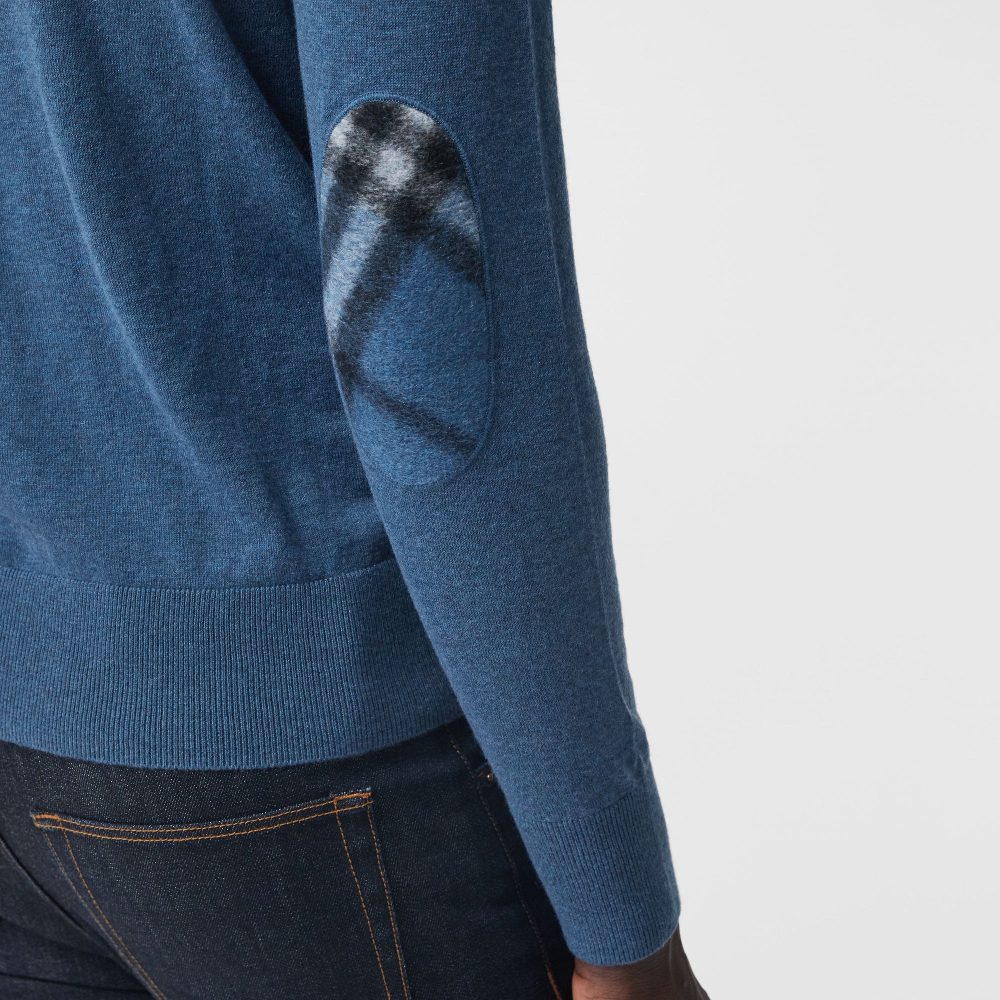 STEEL BLUE Pull en cachemire et coton à col zippé