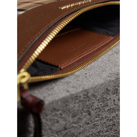 BRIGHT TOFFEE/MULTI Clutch bicolore en cuir et tissu Haymarket check