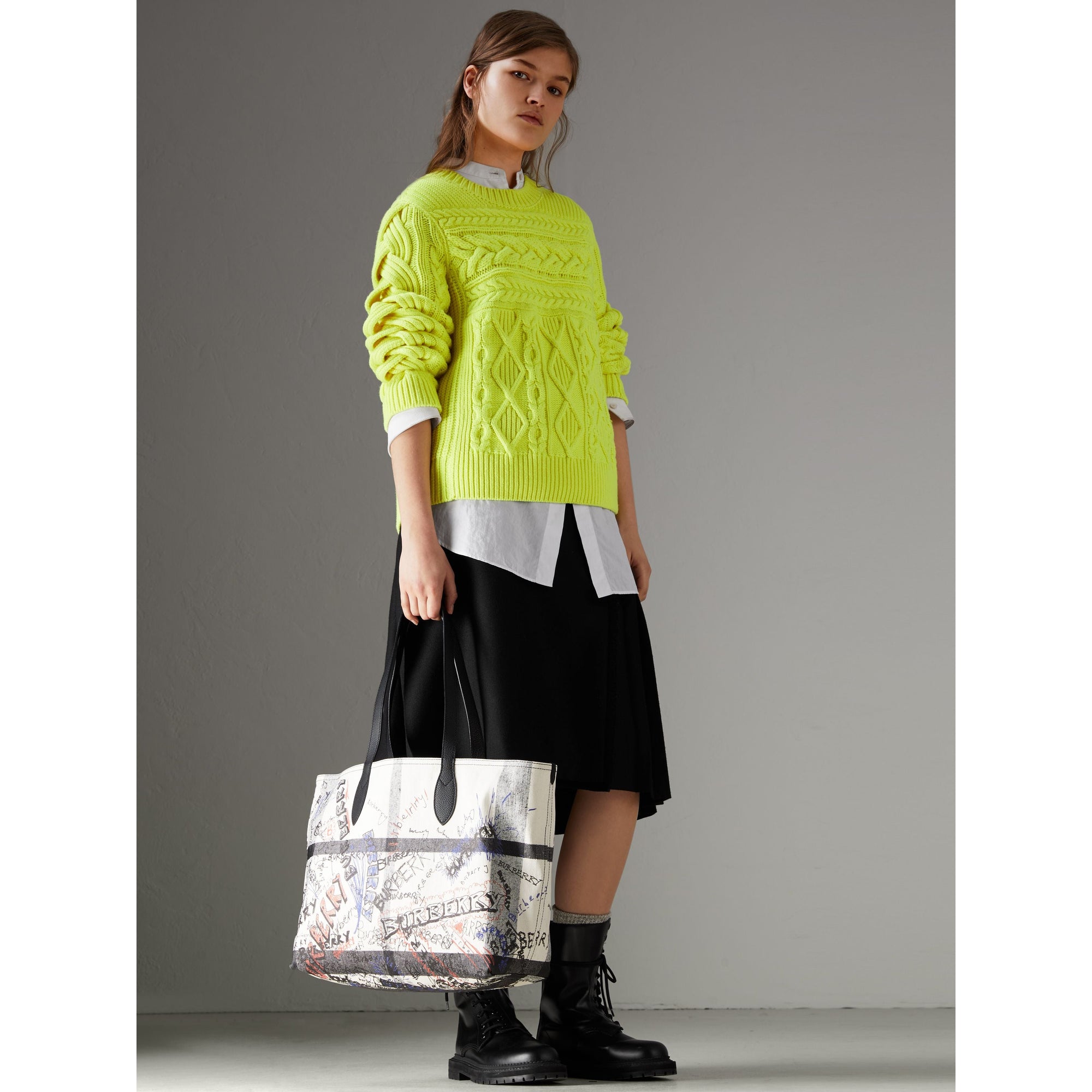 WHITE/TRANS/BLACK Sac tote Doodle moyen réversible
