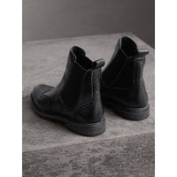 BLACK Bottines Chelsea en cuir texturé de style richelieu