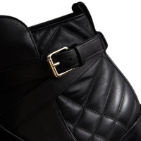 BLACK Bottines en cuir matelassé avec sangle