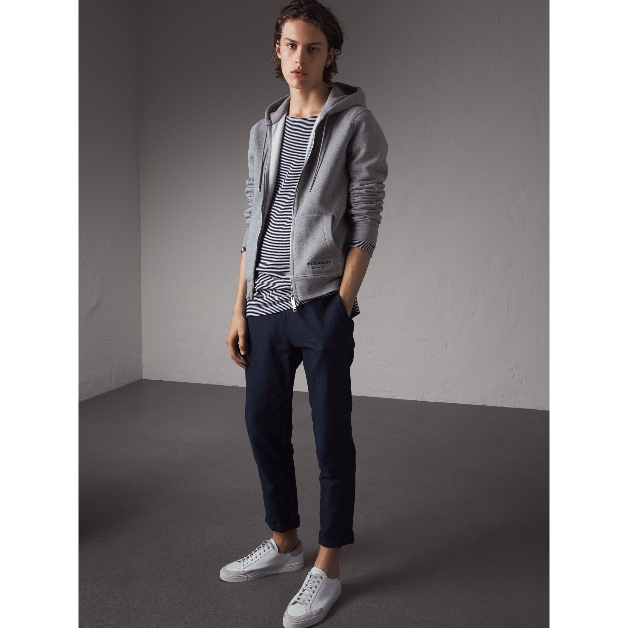 GREY MELANGE Haut à capuche en jersey de coton mélangé avec motif Pallas Helmet