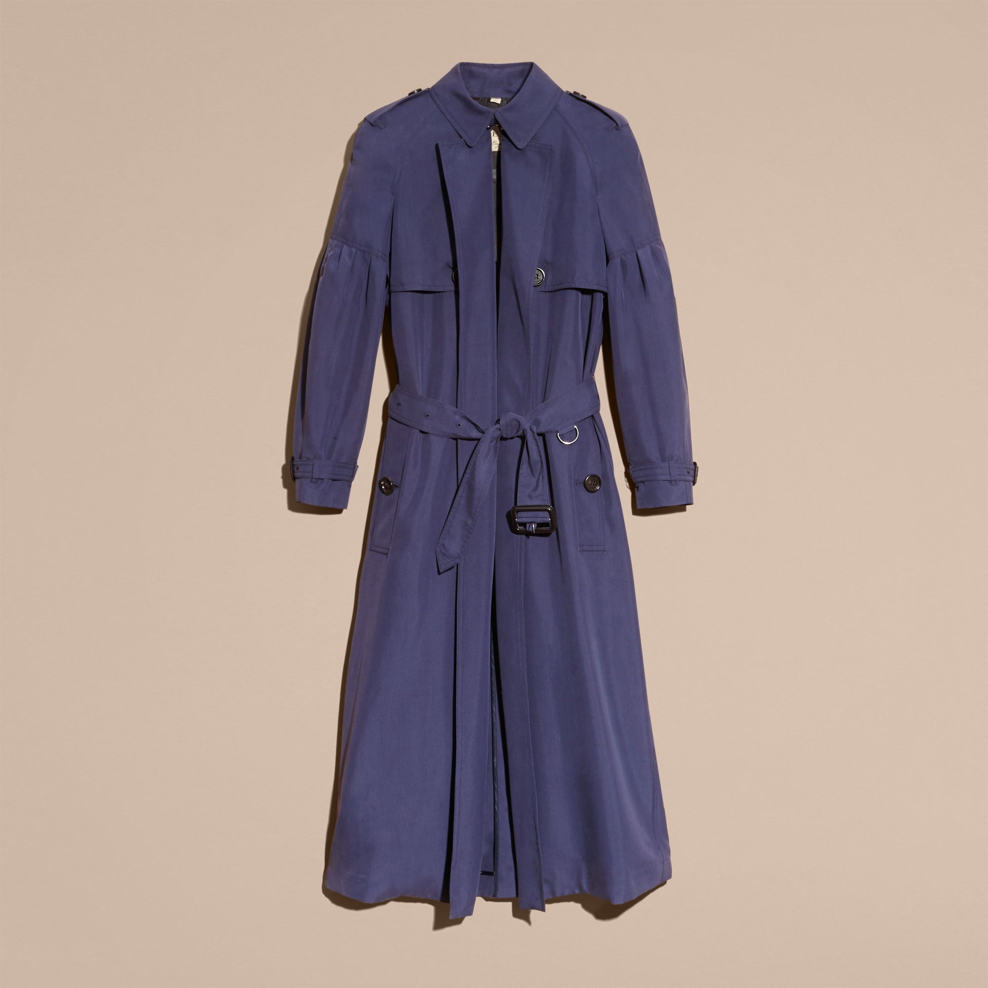 NAVY Trench-coat en soie oversize avec manches bouffantes