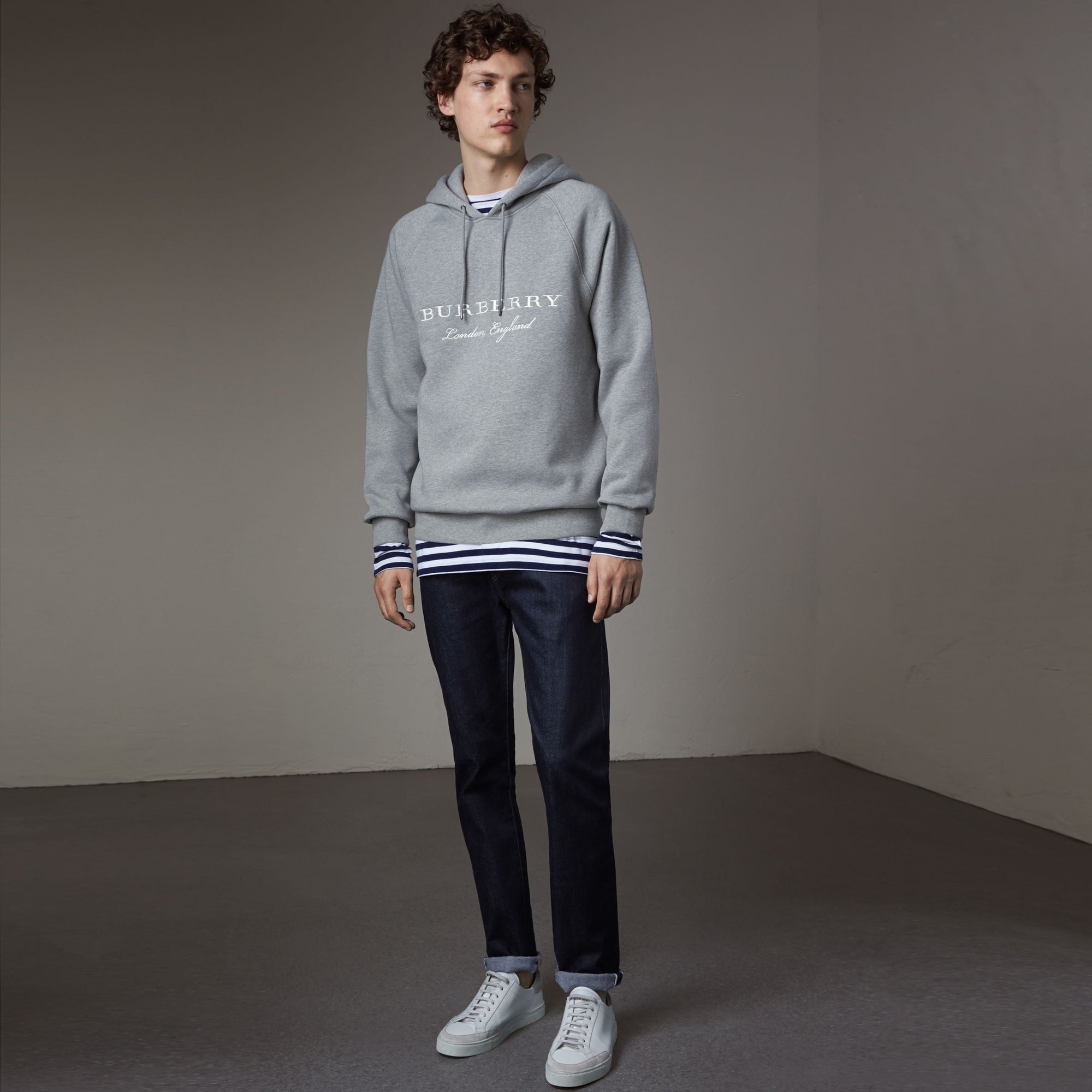 GREY MELANGE Sweat-shirt brodé à capuche