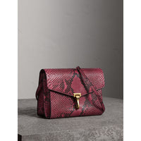 Petit sac à bandoulière en python - Rose Bordeaux