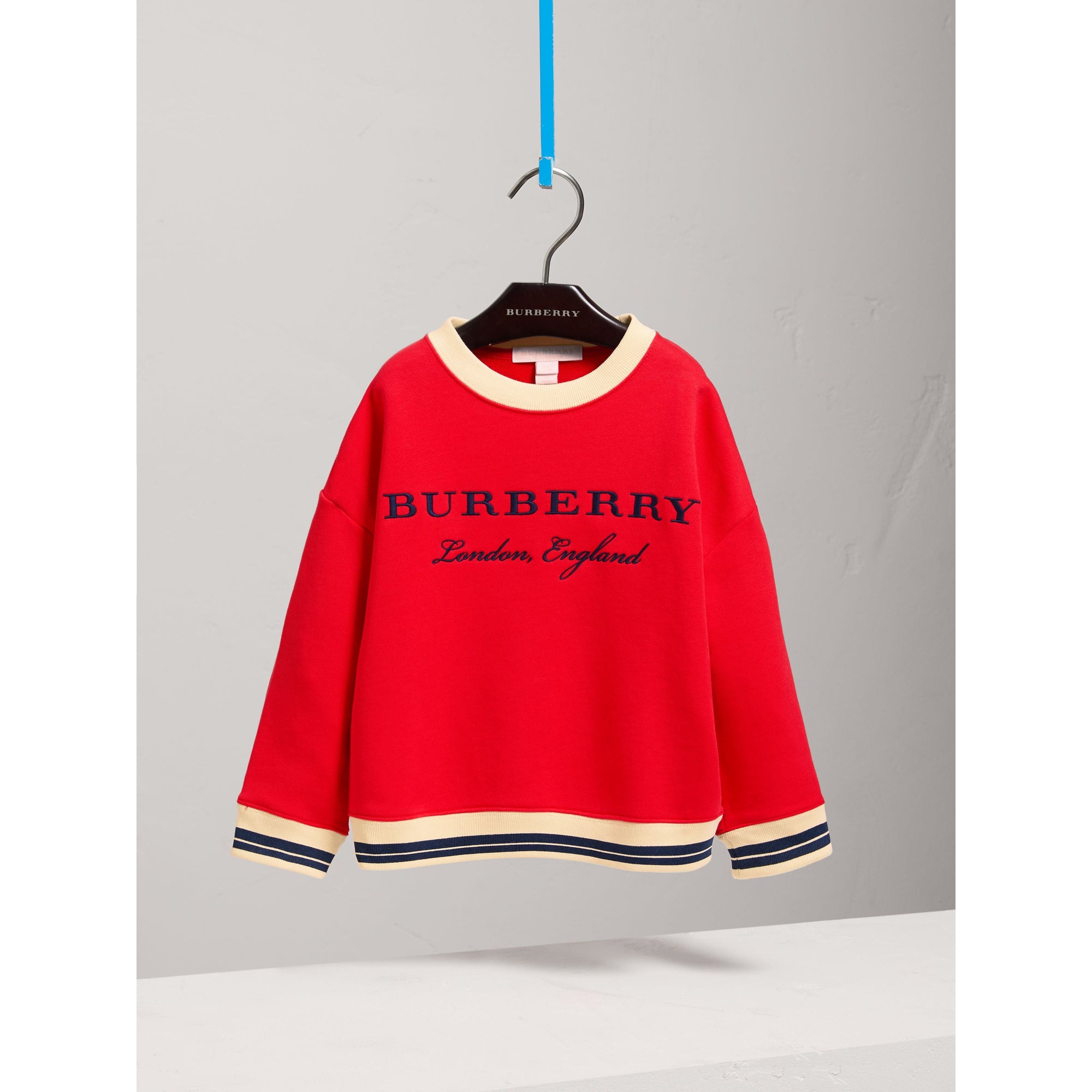 BRIGHT ORANGE RED Sweat-shirt en jersey de coton brodé avec base rayée