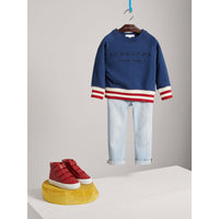 CANVAS BLUE Sweat-shirt en jersey de coton brodé avec base rayée