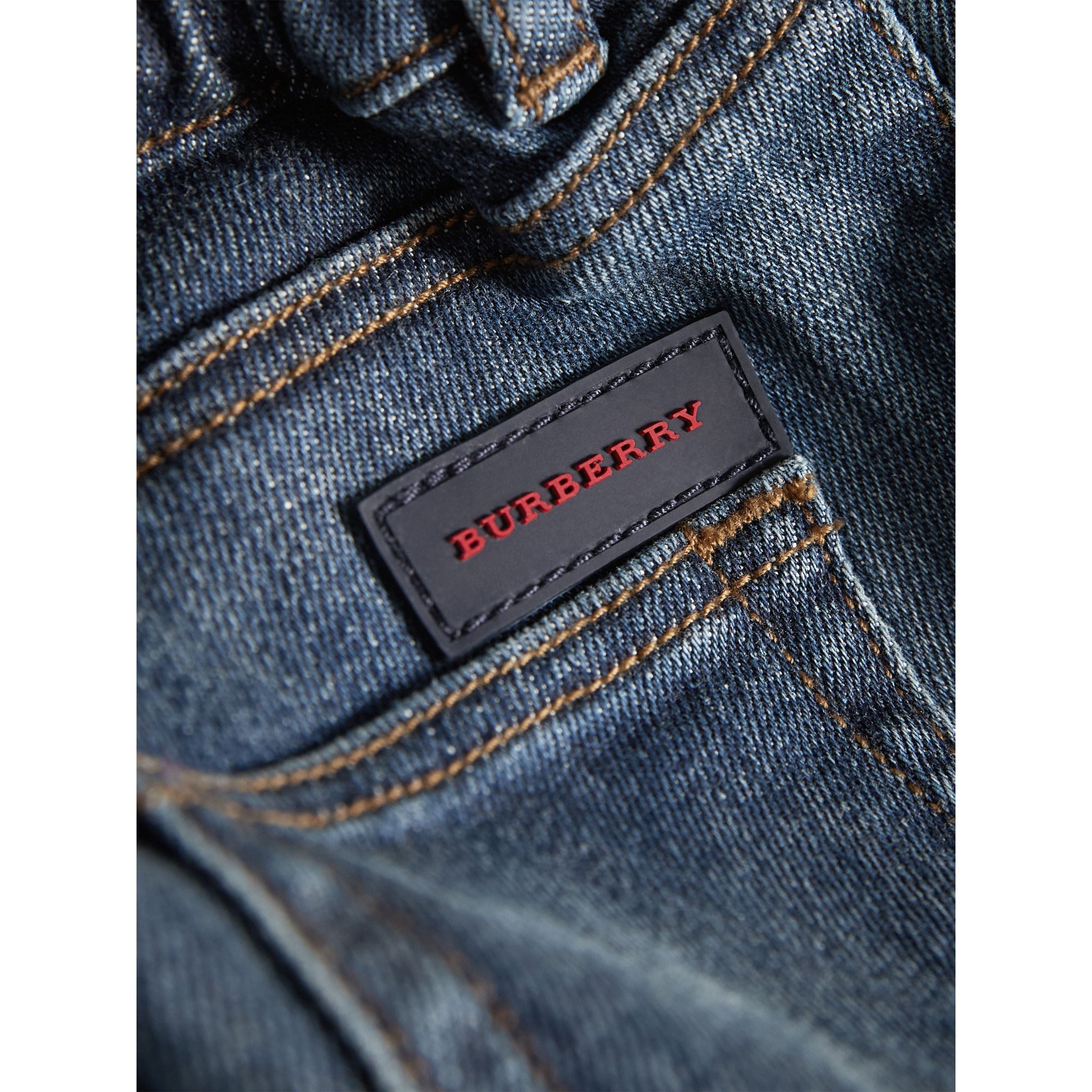 MID INDIGO Jean de coupe décontractée en denim indigo