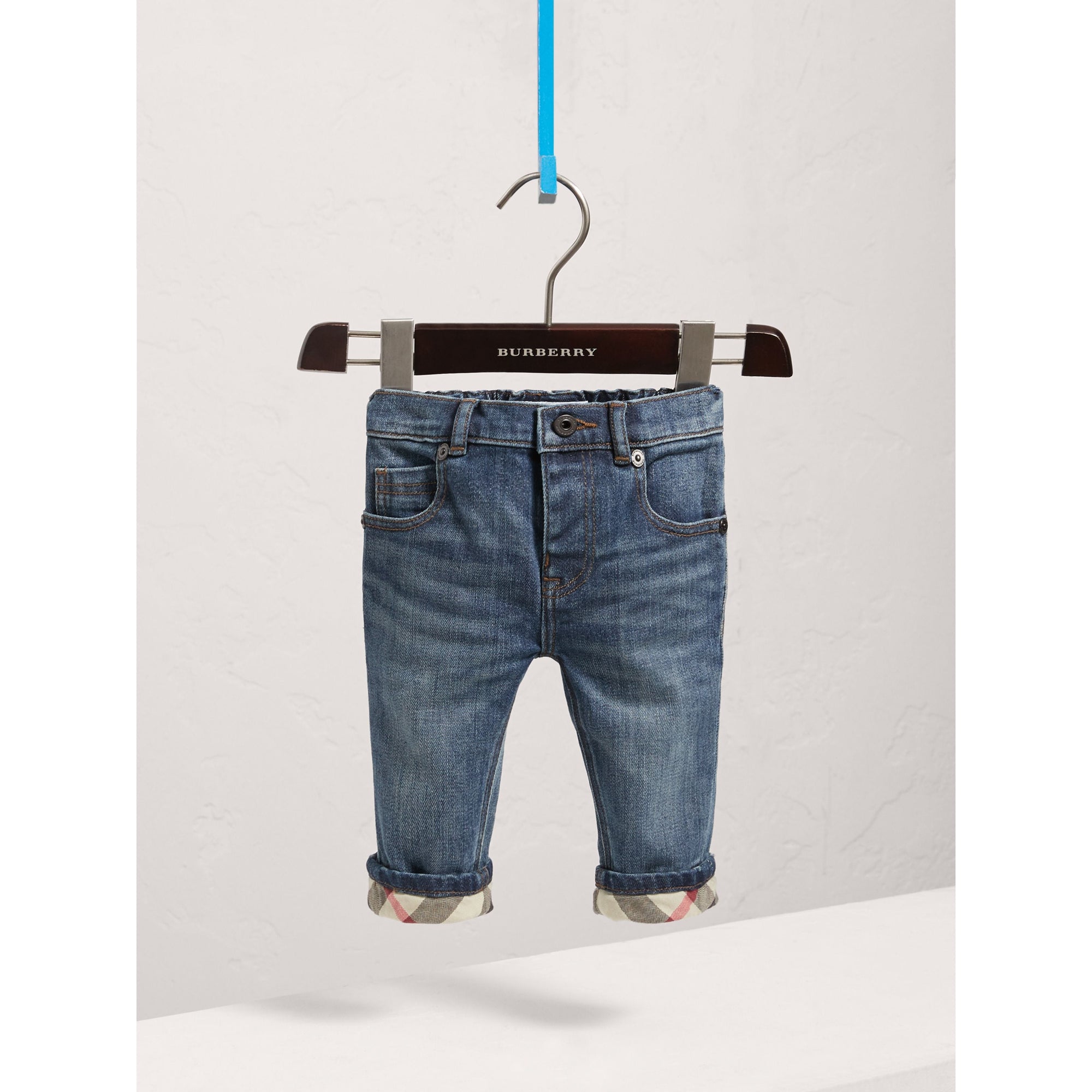 MID INDIGO Jean de coupe décontractée en denim indigo