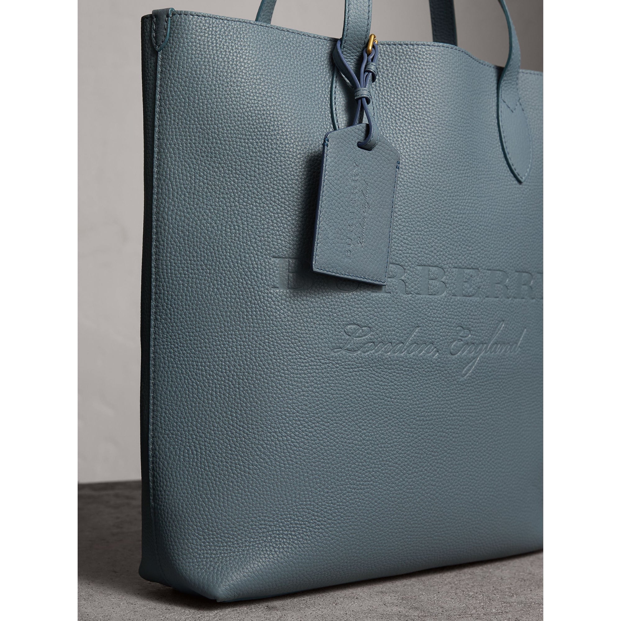 DUSTY TEAL BLUE Porte-étiquette en cuir grainé