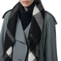 BLACK Bandana Burberry en cachemire à motif check