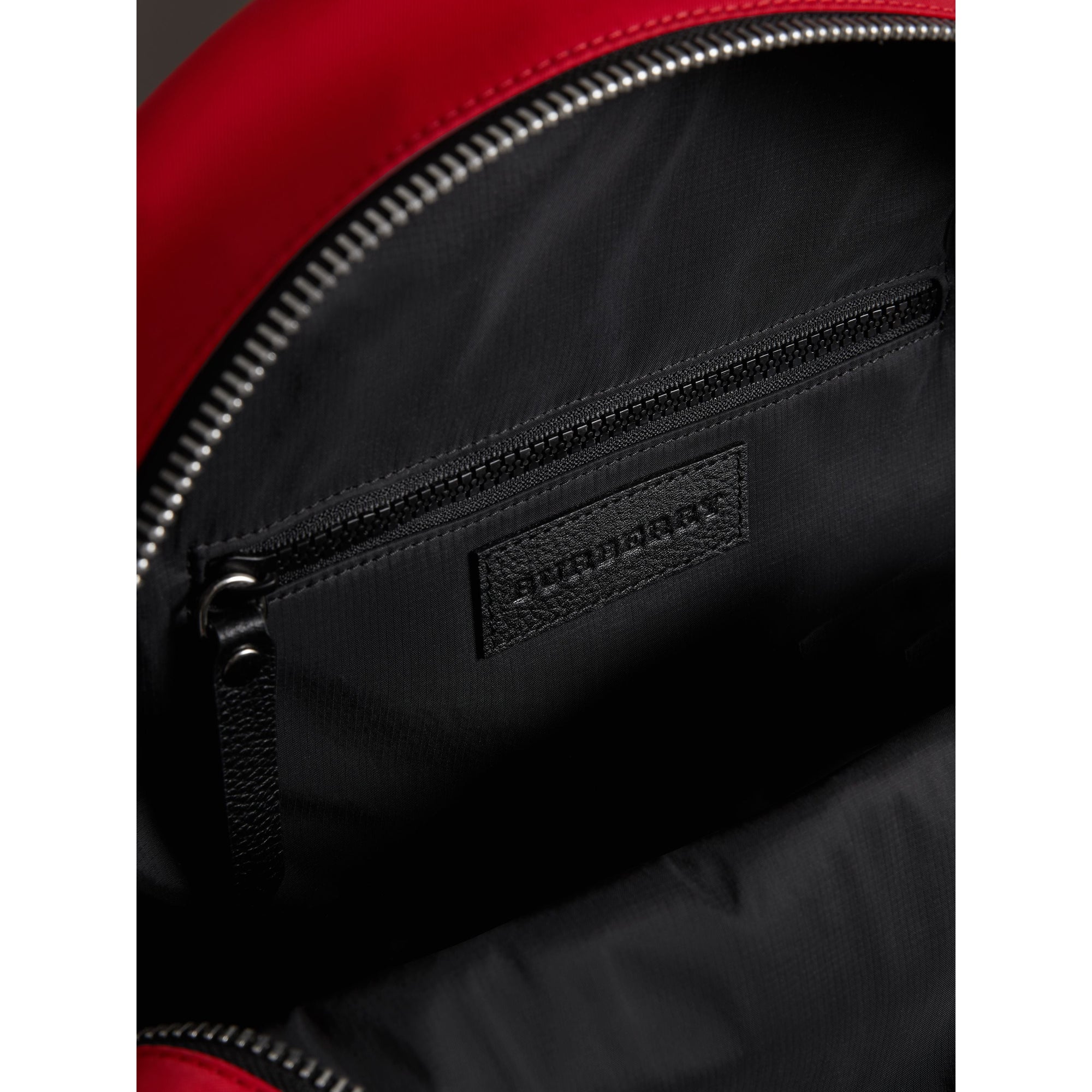 MILITARY RED Sac à dos en nylon avec appliqués