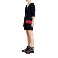 PARADE RED/MULTI Portefeuille en cuir avec surpiqûres et bretelle amovible