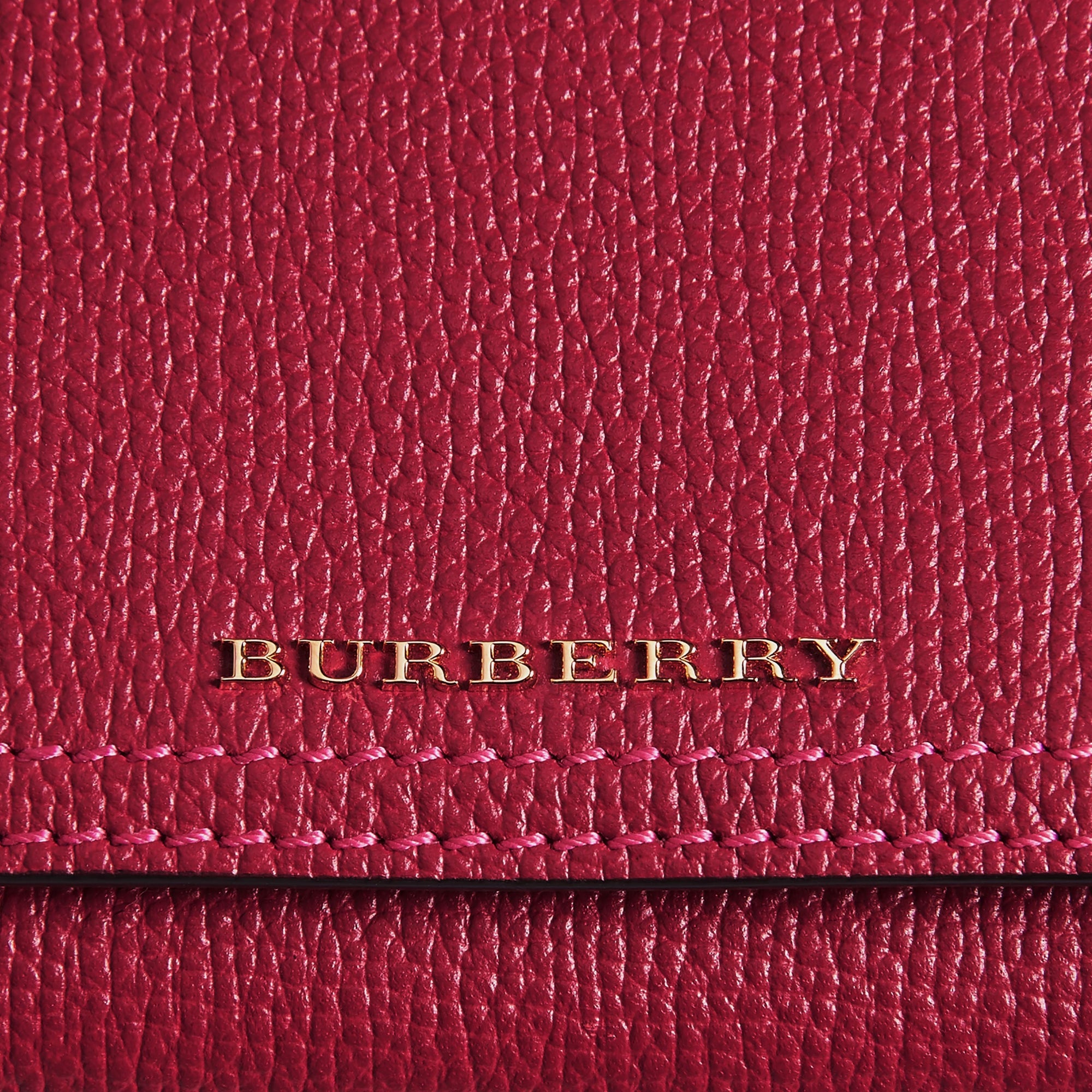 PARADE RED/MULTI Portefeuille en cuir avec surpiqûres et bretelle amovible