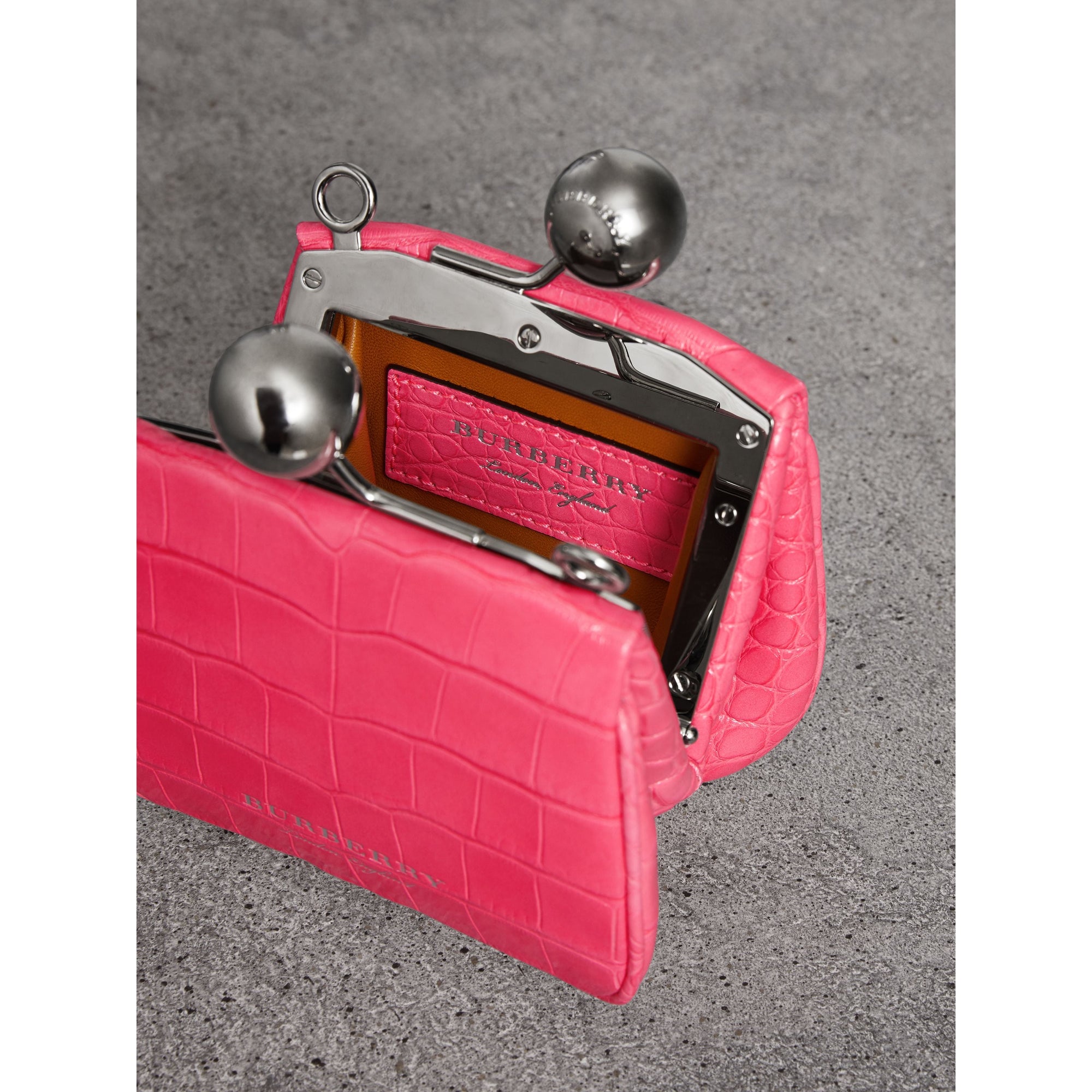 Mini sac porte-monnaie en alligator - Rose Néon