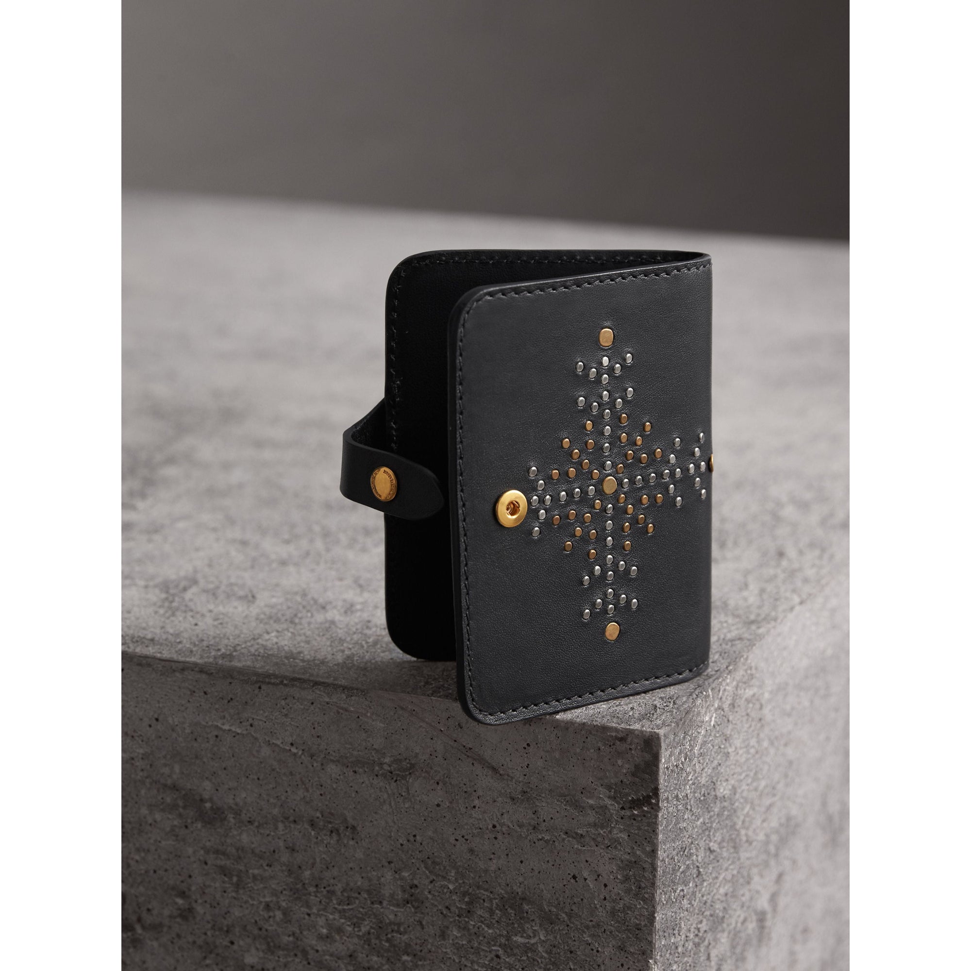 BLACK Porte-cartes en cuir à rivets avec bouclier du Cavalier