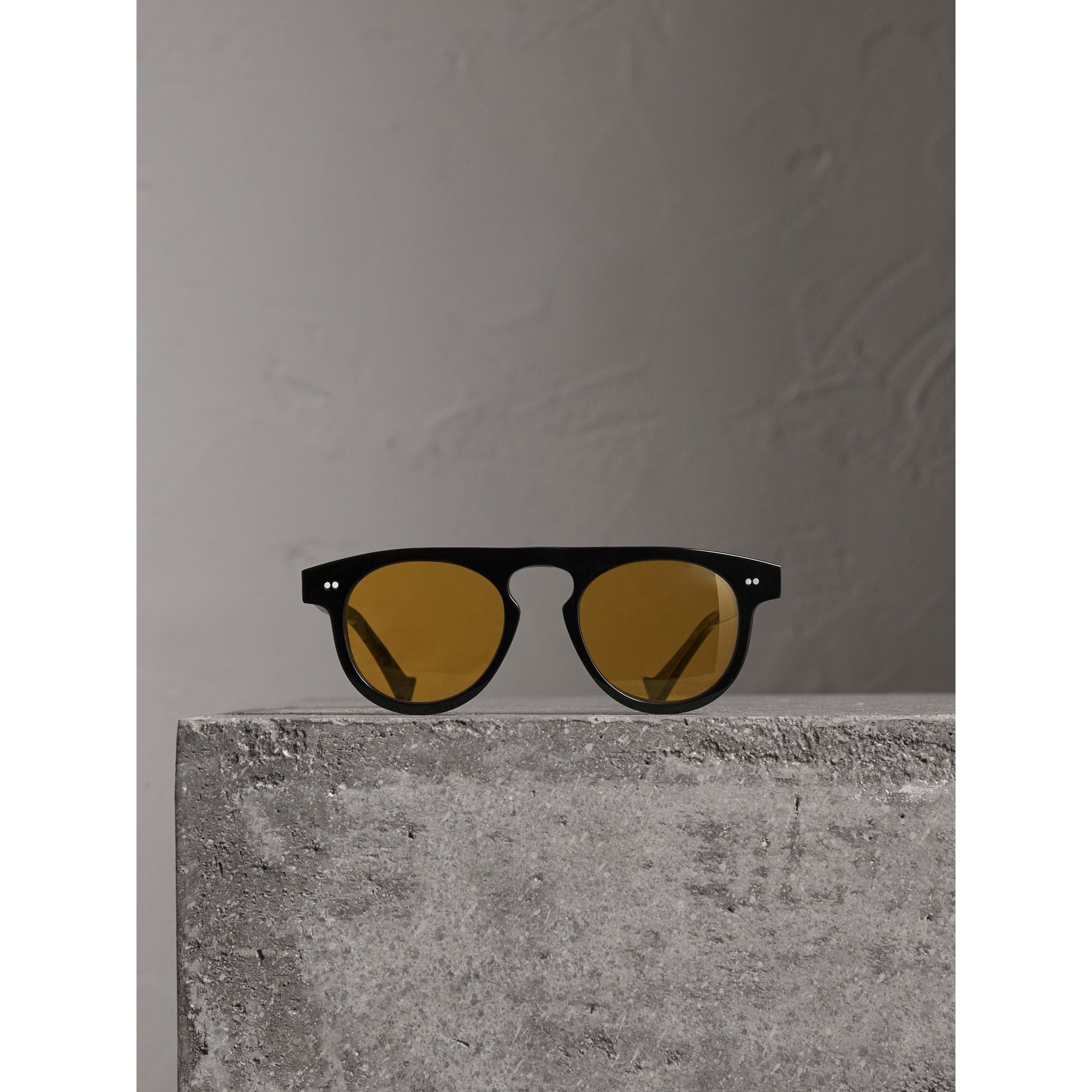 BLACK Lunettes de soleil à monture ronde The Keyhole