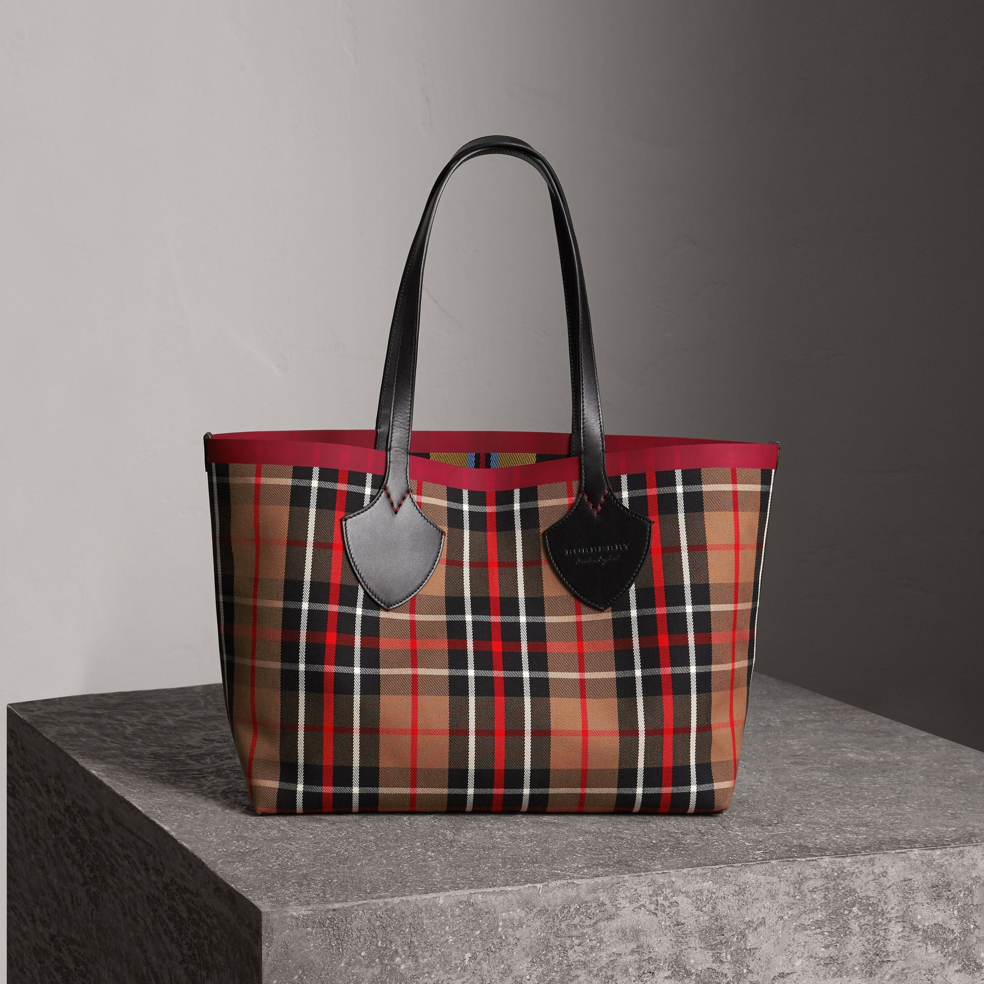 CARAMEL/FLAX YELLOW Sac tote The Giant moyen réversible en coton tartan