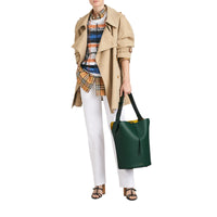 VIRIDIAN GREEN Grand sac The Bucket en cuir