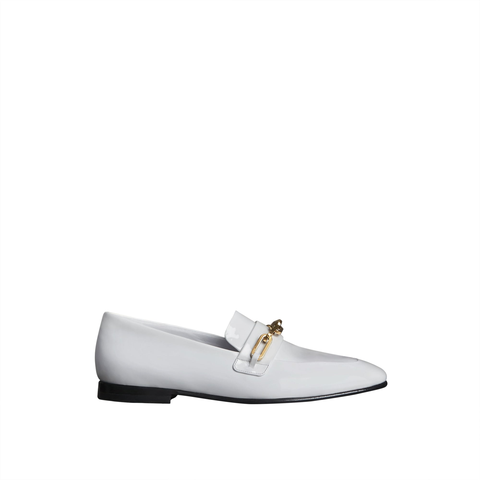 OPTIC WHITE Mocassins en cuir verni avec chaîne